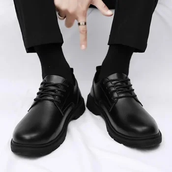 Повседневная кожаная обувь Мужская осенняя мужская деловая обувь в британском стиле для мальчиков Коричневые ретро ботинки Martin с низким берцем