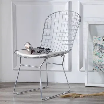 Скандинавские стулья Стул для переодевания в кофейне Простые вставки для стульев из железной проволоки Обеденные стулья Мебель для туалетного столика в гостиной